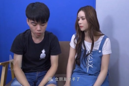 Lén lút với em dâu Zhang Yunxi ngực khủng