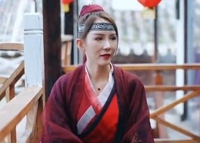 Thanh niên thích khám phá tình dục với những cô gái trong trang phục thể dục